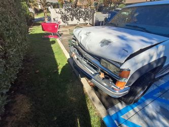 99 Suburban For Parts