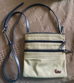 Dooney & Bourke Cross Body Bag