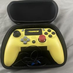 Scuf ps4 controller with headset