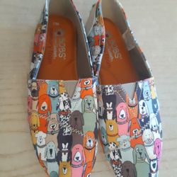 BOBS BY SKEECHERS SHOES, SIZE 6.5 IN EXCELLENT CONDITION 