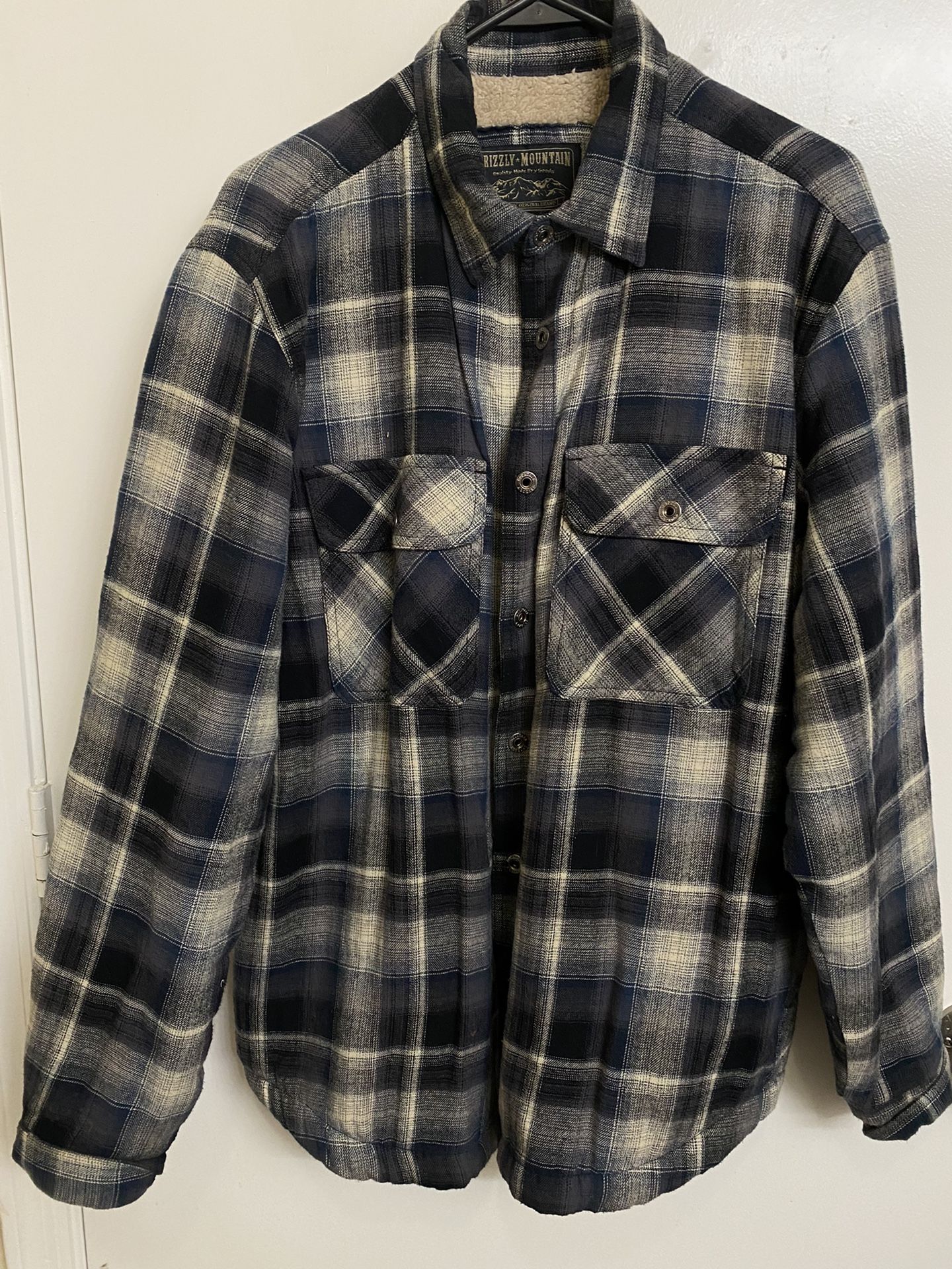  Men’s Flannel Jacket 