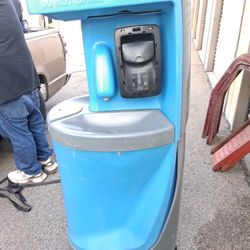 Portable Handwashing Station 