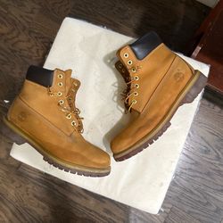 Timberland Boot Wheat Size 9