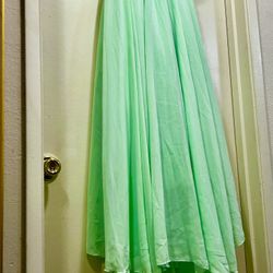 720 four-layer mesh flowing beach vacation dress.