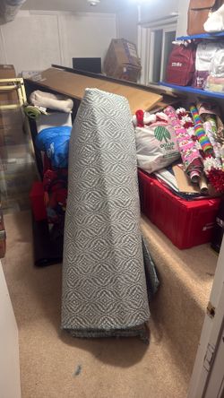 Livingroom Rug FREE