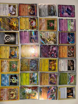 Pokémon TCG LOT OF 28-Card Holo Foil Mewtwo Lugia Latios Pikachu Pokemon Cards