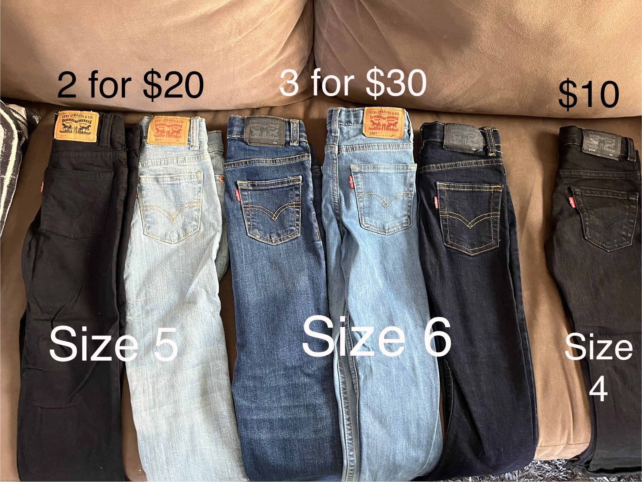 Boys Levi jeans 👖 