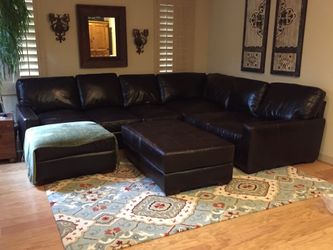 Cowhide sectional w/lounger & ottoman