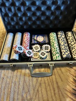 NUMMI Poker Chip Set