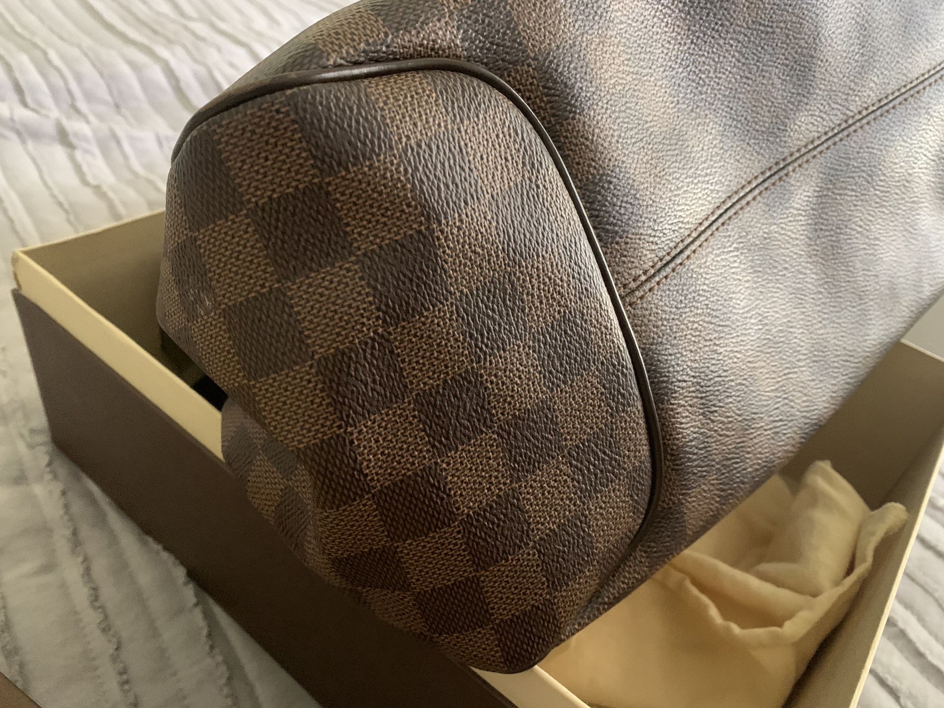 Louis Vuitton Caissa Hobo - Like New! Cherry Damier Ebene - Authentic for  Sale in Waddell, AZ - OfferUp