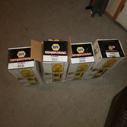 New Never Used Napa Sensitrac Shocks And Struts