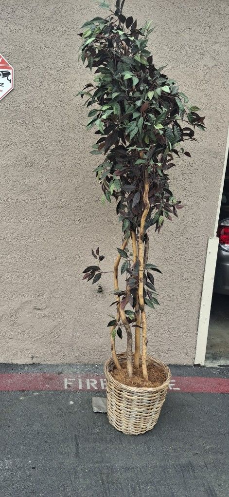 Artificial Tree