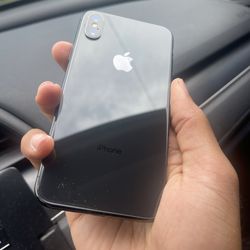 UNLOCKED IPHONE X/ LIMITED STOCK 
