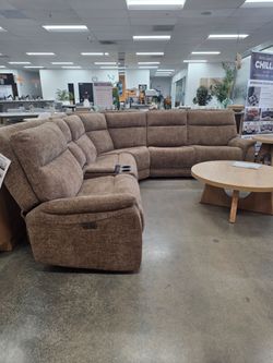 Power Reclining Sectional Sofa with Coller in the console with cup holders