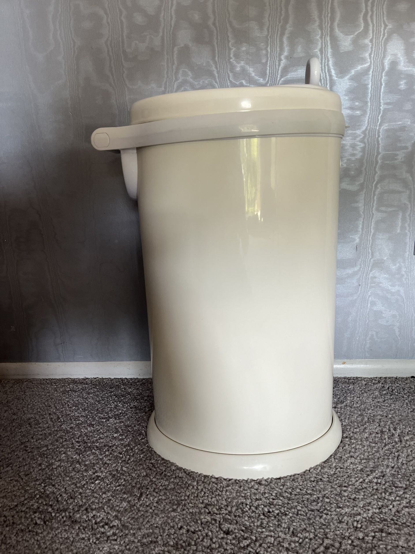 Ubbi Diaper Pail – Ivory