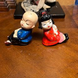 Salt & Pepper Shakers Japanese Theme