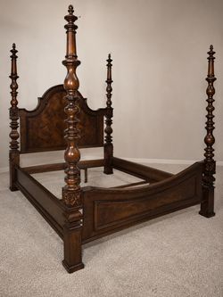 Ornate Queen Four-Poster Bed Frame