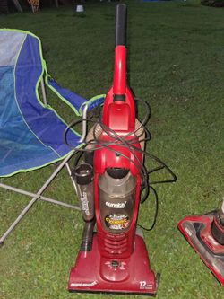 Eureka Whirlwind Cyclonic upright vaccum