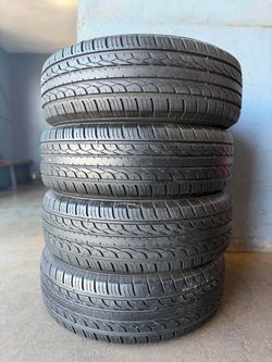 225/65/17. PERFORMER