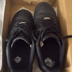 Black Air Forces Size 8.5
