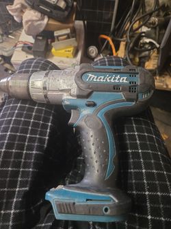 Makita 18 volt drill