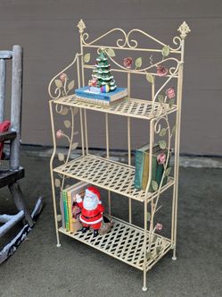 Vintage Italian Hollywood Regency Wrought Iron Ornate Roses Woven Heavy Folding Three Tiered Shelf 