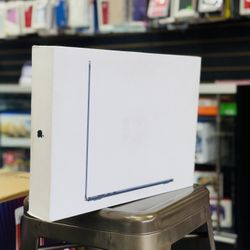 MacBook Air M3 Chip 15 Inch 1TB