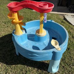 Little Tikes Water Table