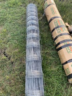 Field fencing ( only 2 rolls left)