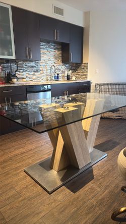 Regalo Mesa de comedor rectangular  de 4 puestos