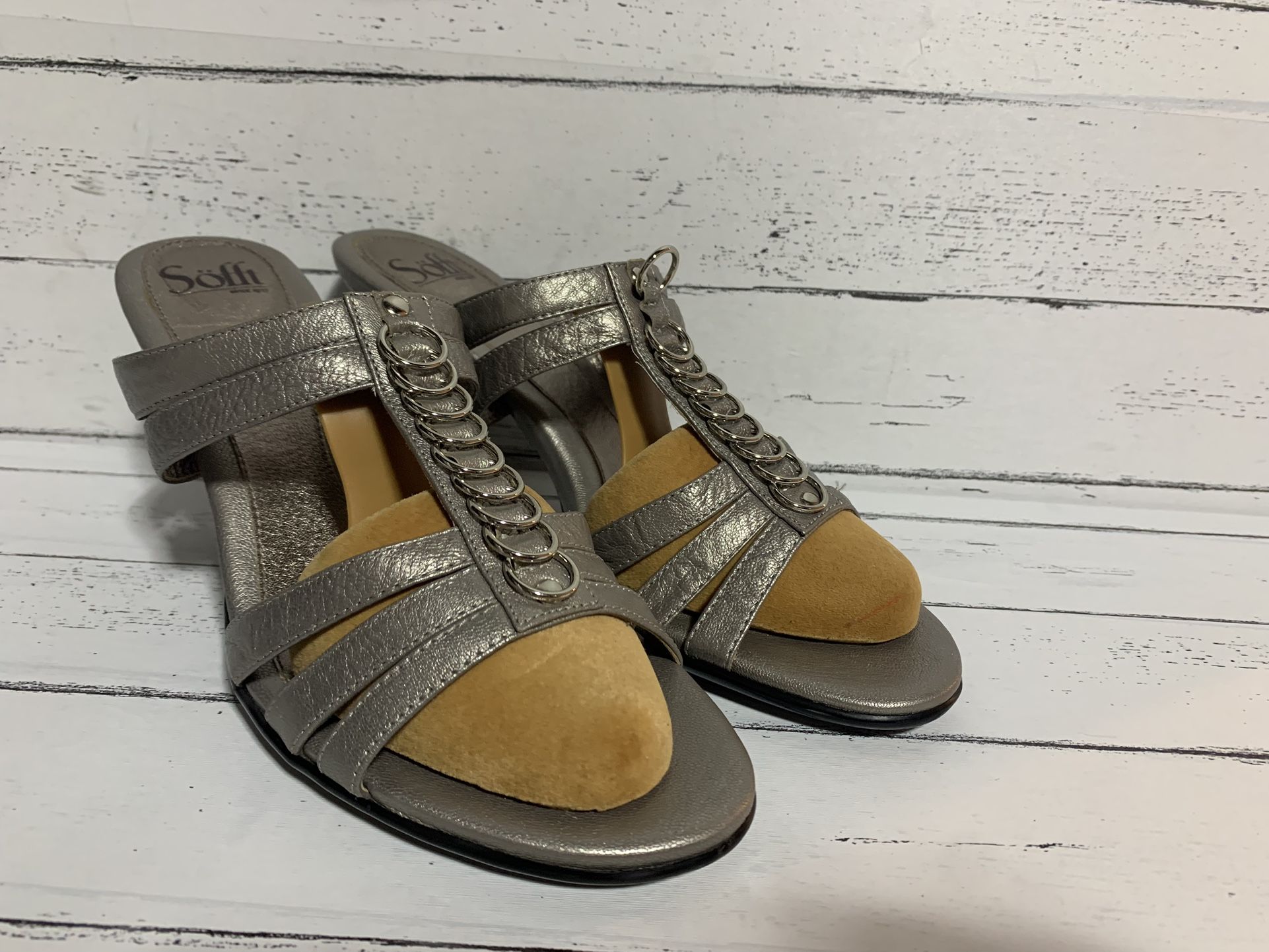 Sofft sandals women size 8.5 high heel shoes