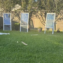 Double pane windows almost new one year old must sell soon. Very good features.