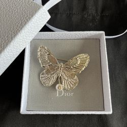  Butterfly Pearl Gold Brooch 