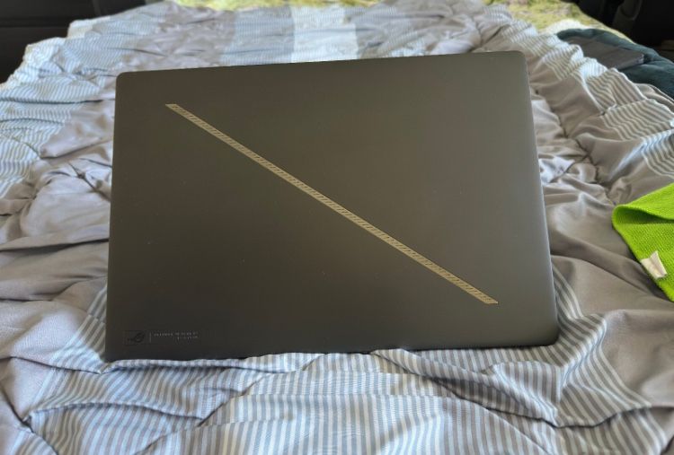 2024 ASUS ROG Zephyrus G16 16" OLED 240Hz Intel Core Ultra 9
