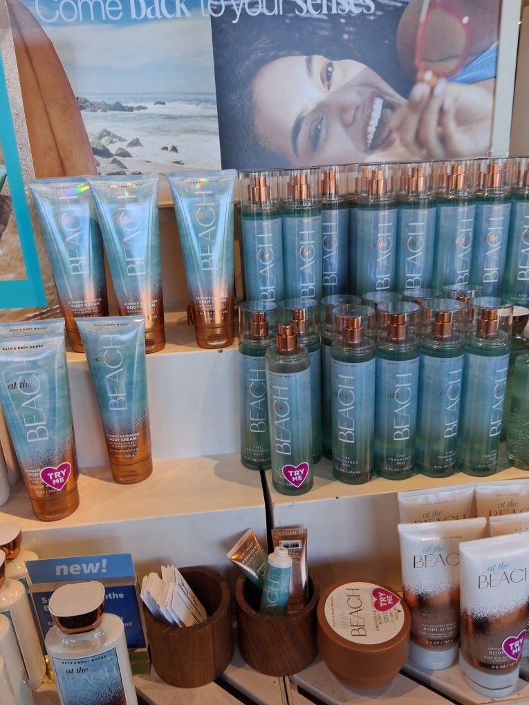 Bath and Body Works.. The Sets Are 20$
