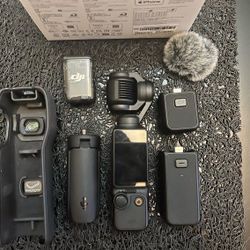 DJI Osmo Pocket 3 Creator Combo