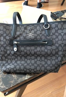 Women’s purse