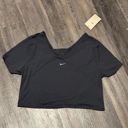 Nike Crop Top