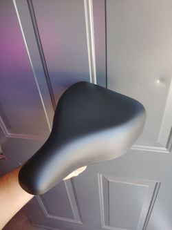 Bycicle seat E-bike