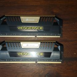 Corsair Vengeance Pro GOLD Series 16GB (2 x 8GB) DDR3 DRAM 2400MHz Memory Kit

