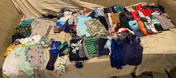 Boy’s assorted clothes bundle size 12months