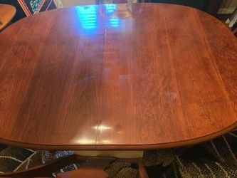 Redwood dinning table w/4 chairs