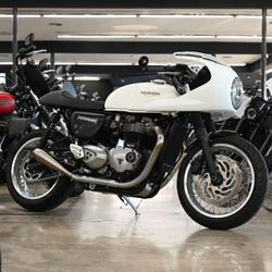 2016 TRIUMPH THRUXTON 1200