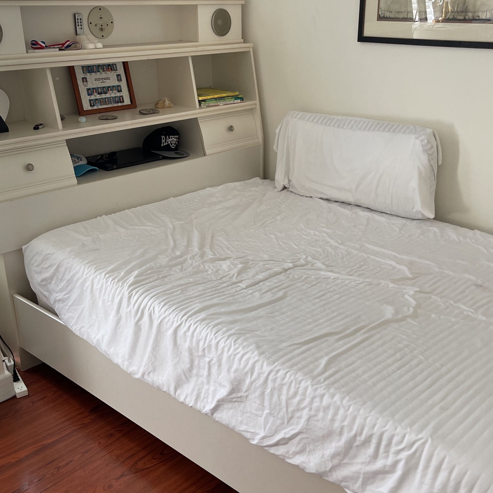 Full Size Bed Set for Sale in Irvine, CA OfferUp