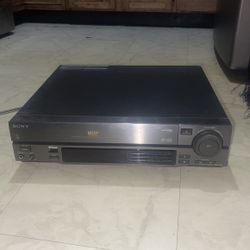 Sony Mdp 333dvd Player And Laser Disc Player !!