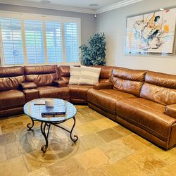 Leather Sectional, power base and USB charging