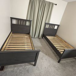 Twin Beds