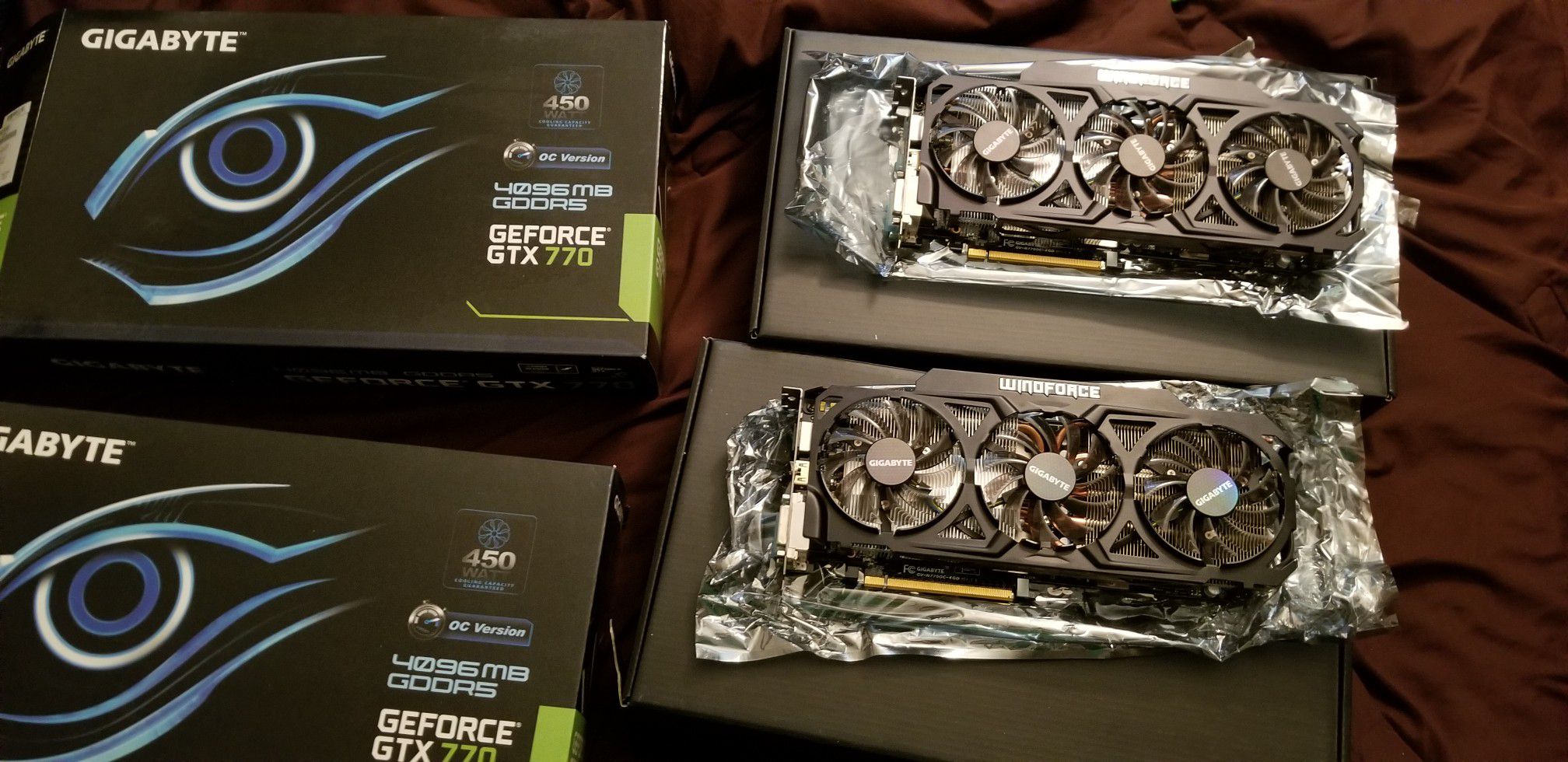 gigabyte geforce gtx 770 4gb both for sell together in good condition