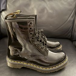 Brand New Women’s 7 Dr. Marten Patent Leather Boots