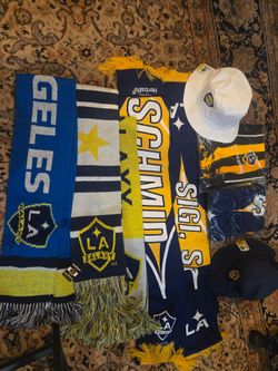 Galaxy hats and scarfs